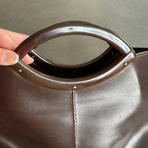 vintage tiny hard handle vegan leather bag - Picture 7 of 7